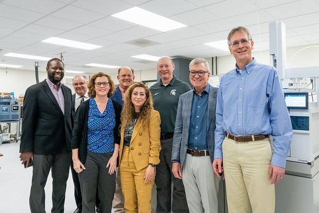 University leadership visits MSU's Mass Spectrometry and Metabolomics Core