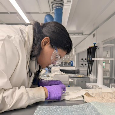Deepika Zeits working in a lab