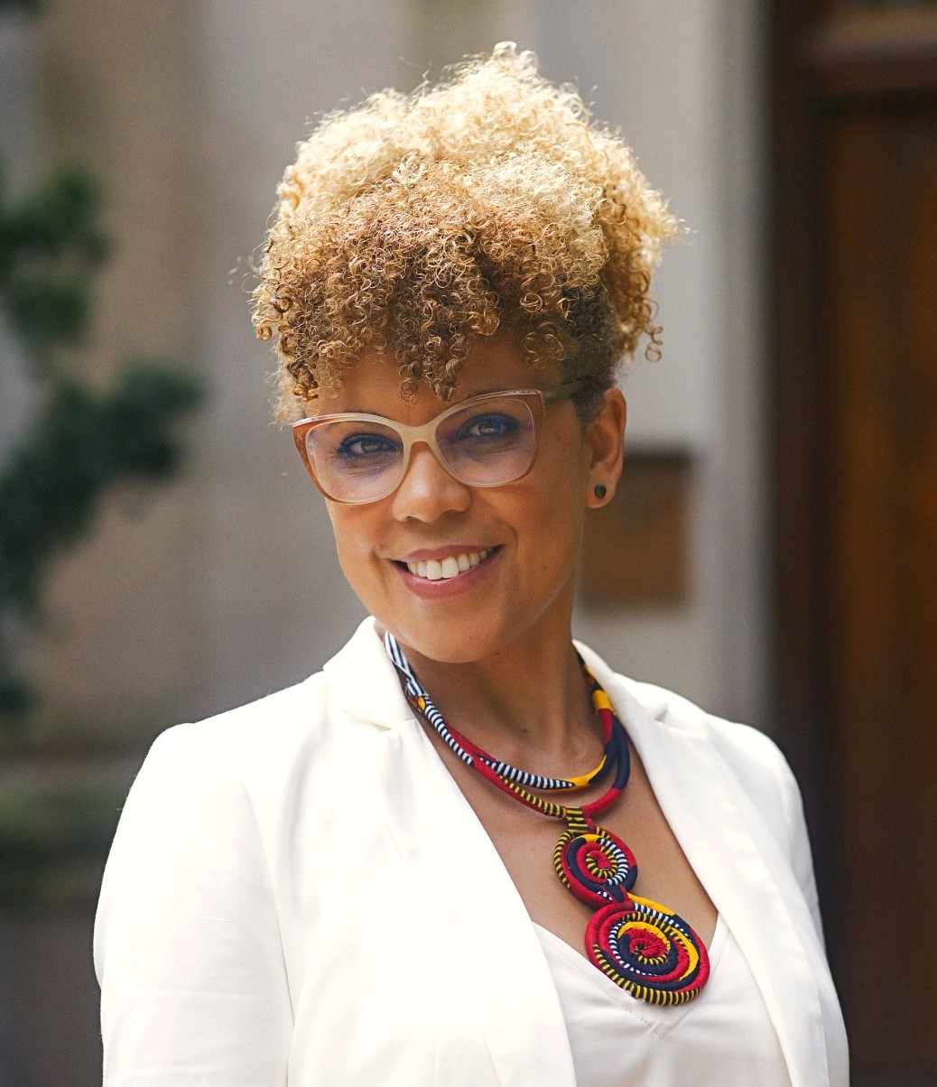 Leonora Souza Paula