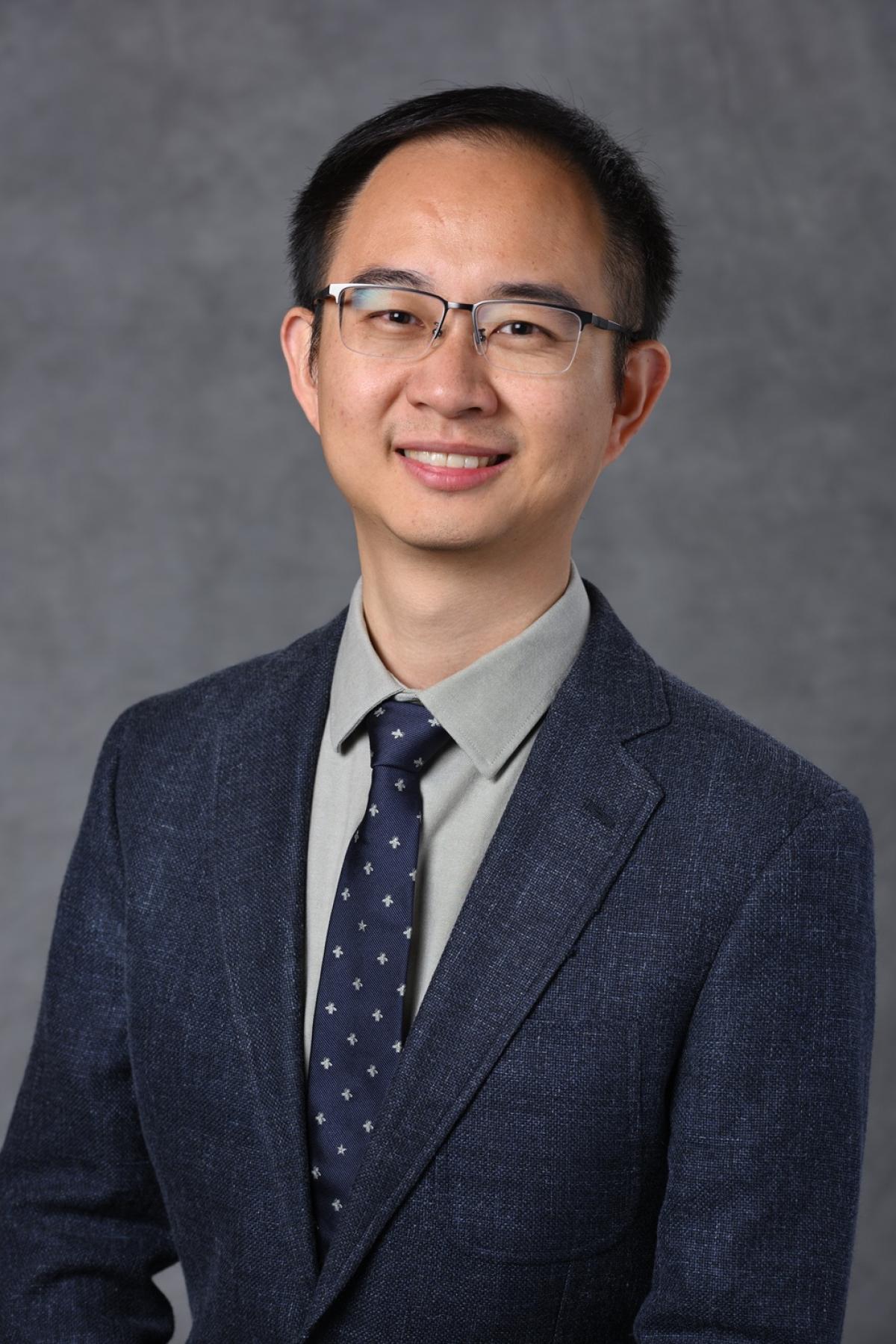 Shiqiang Zou