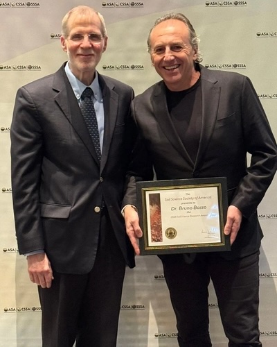 Bruno Basso accepting award