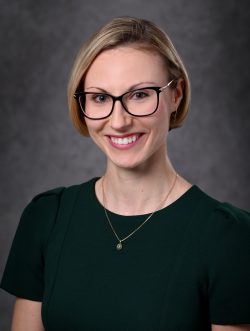 Dr. Maria Podsiedlik