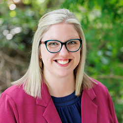 Kara Yermak Headshot