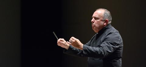 Sedatole conducting